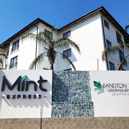 Mint Express Sandton View Йоханесбург Екстериор снимка
