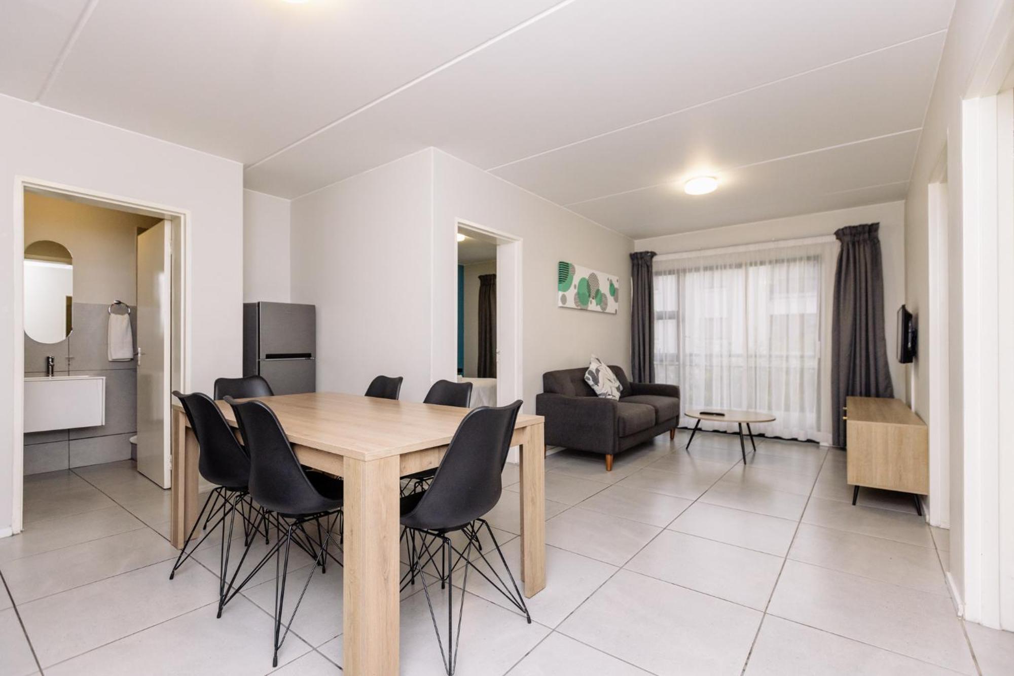 Mint Express Sandton View Йоханесбург Екстериор снимка